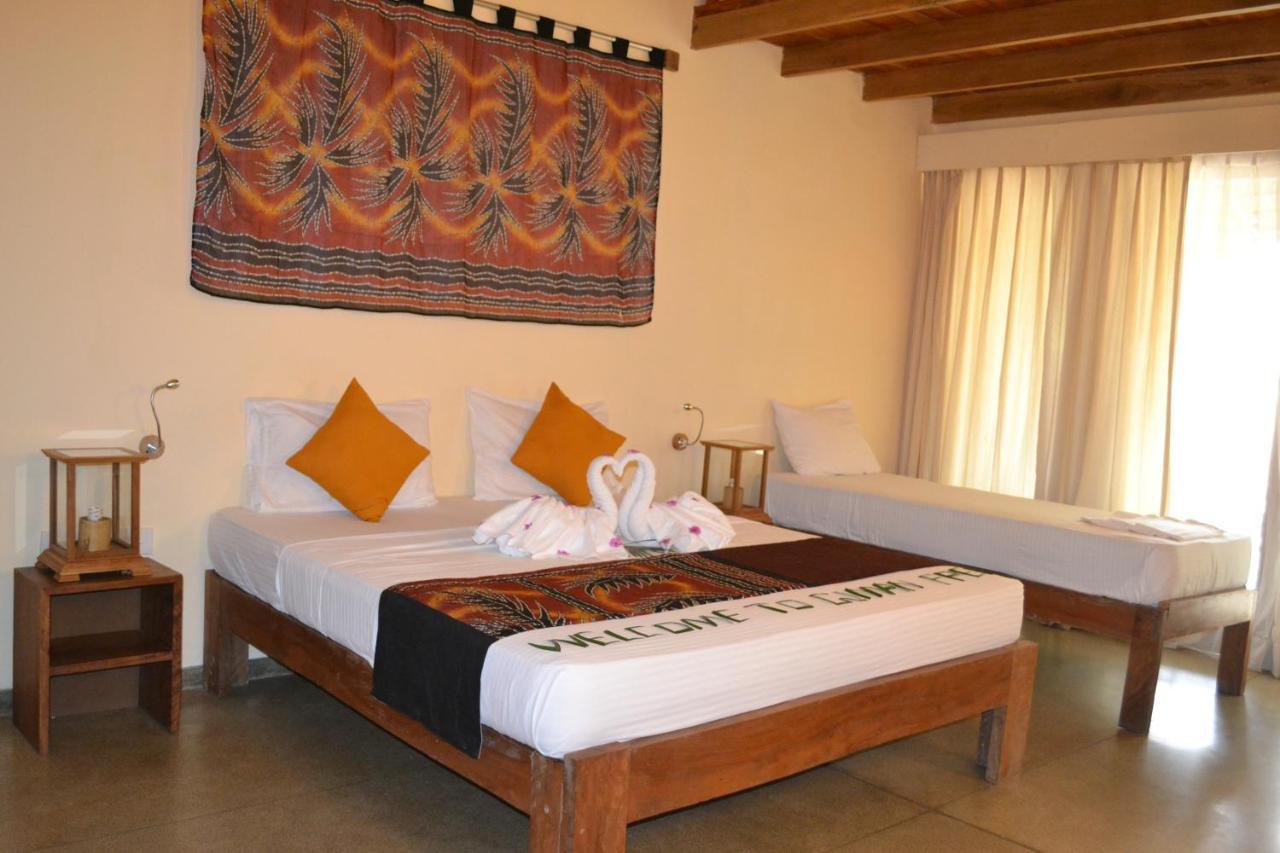 Giman Free Beach Resort Passikudah Exterior photo