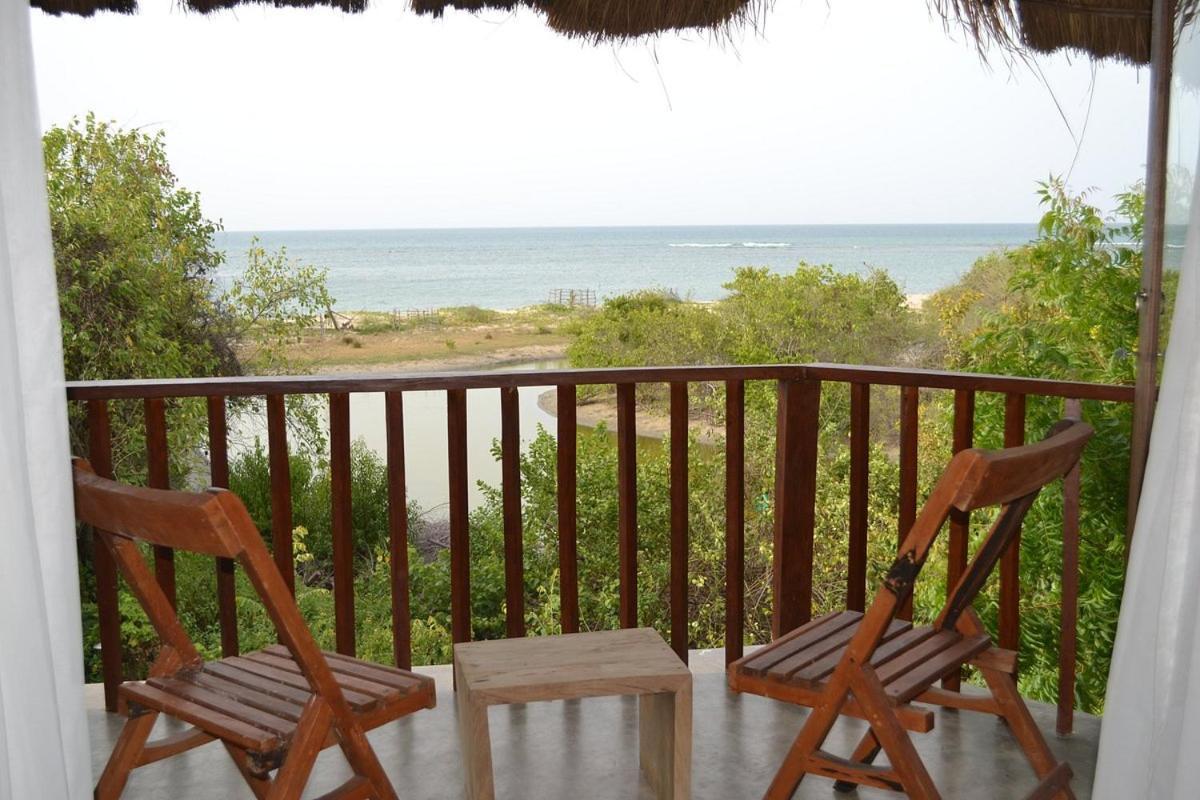Giman Free Beach Resort Passikudah Exterior photo
