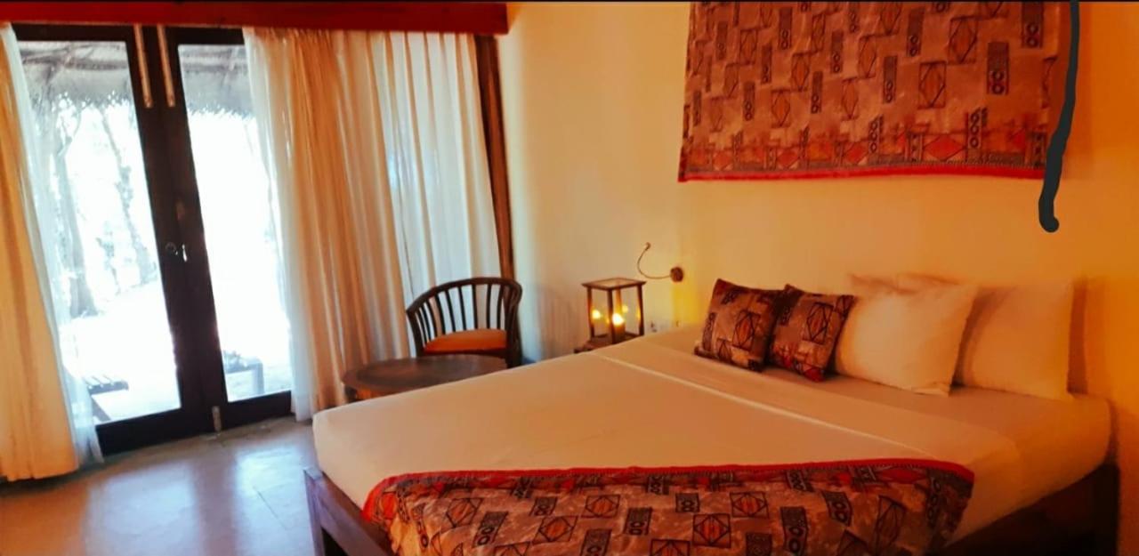Giman Free Beach Resort Passikudah Exterior photo