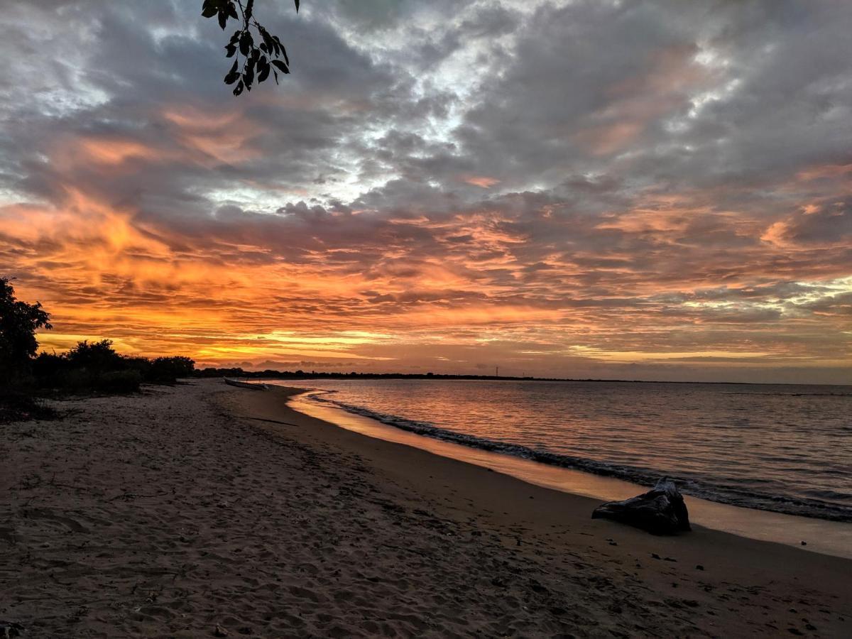 Giman Free Beach Resort Passikudah Exterior photo